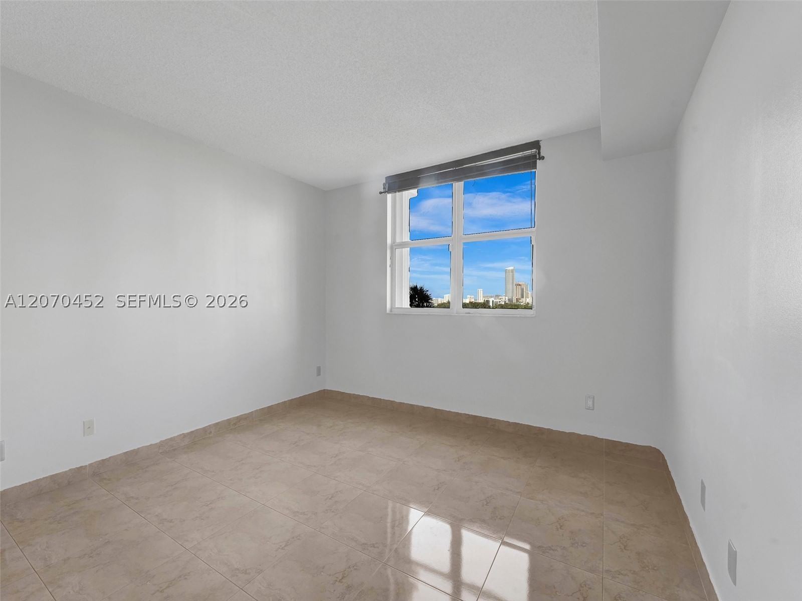 Real estate property located at 2475 Brickell Ave #804, Miami-dade, The Metropolitan Condo, Miami, FL