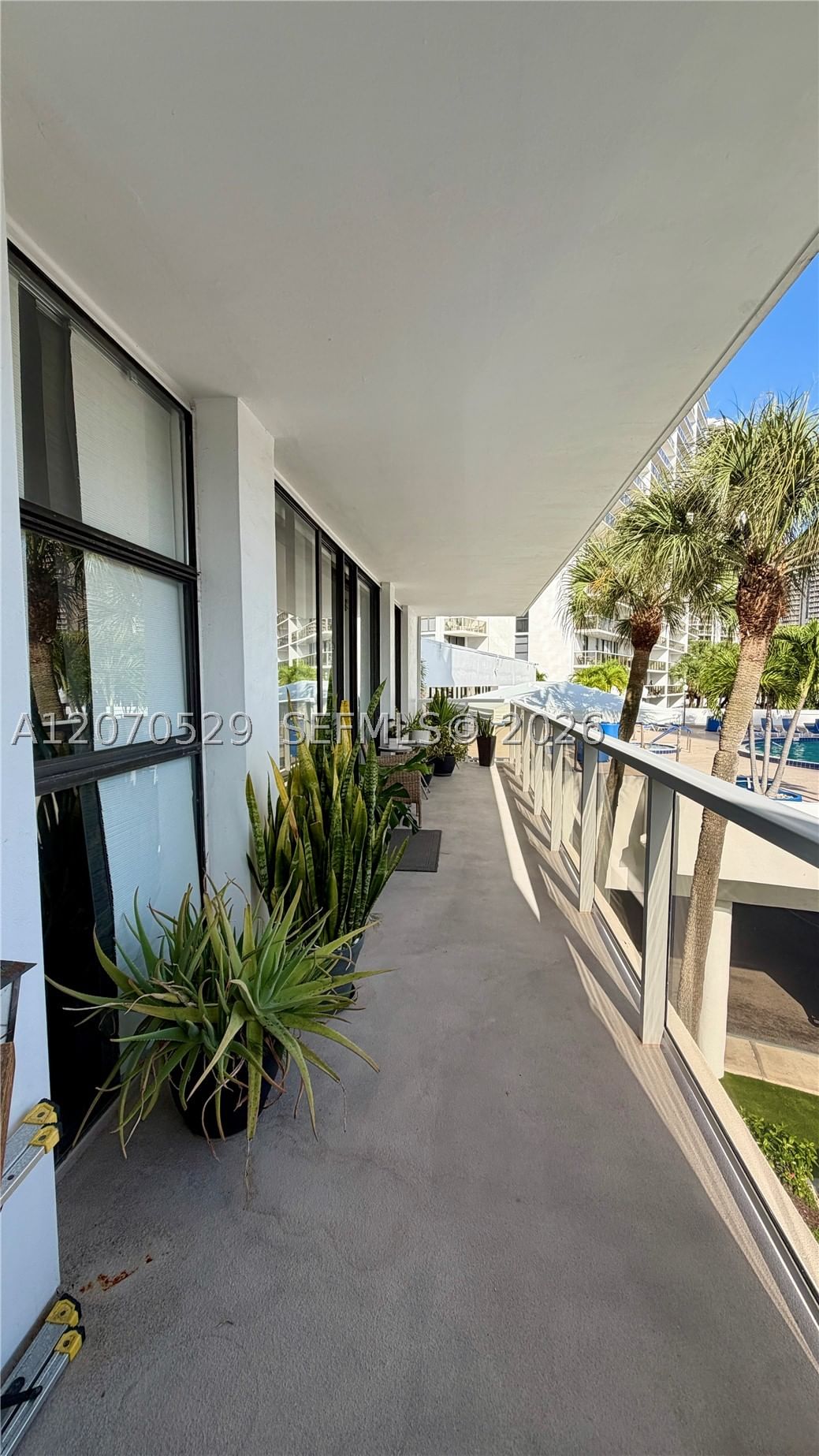 Real estate property located at 3701 Country Club Dr #304, Miami-dade, Flamenco Condo Tower I, Aventura, FL