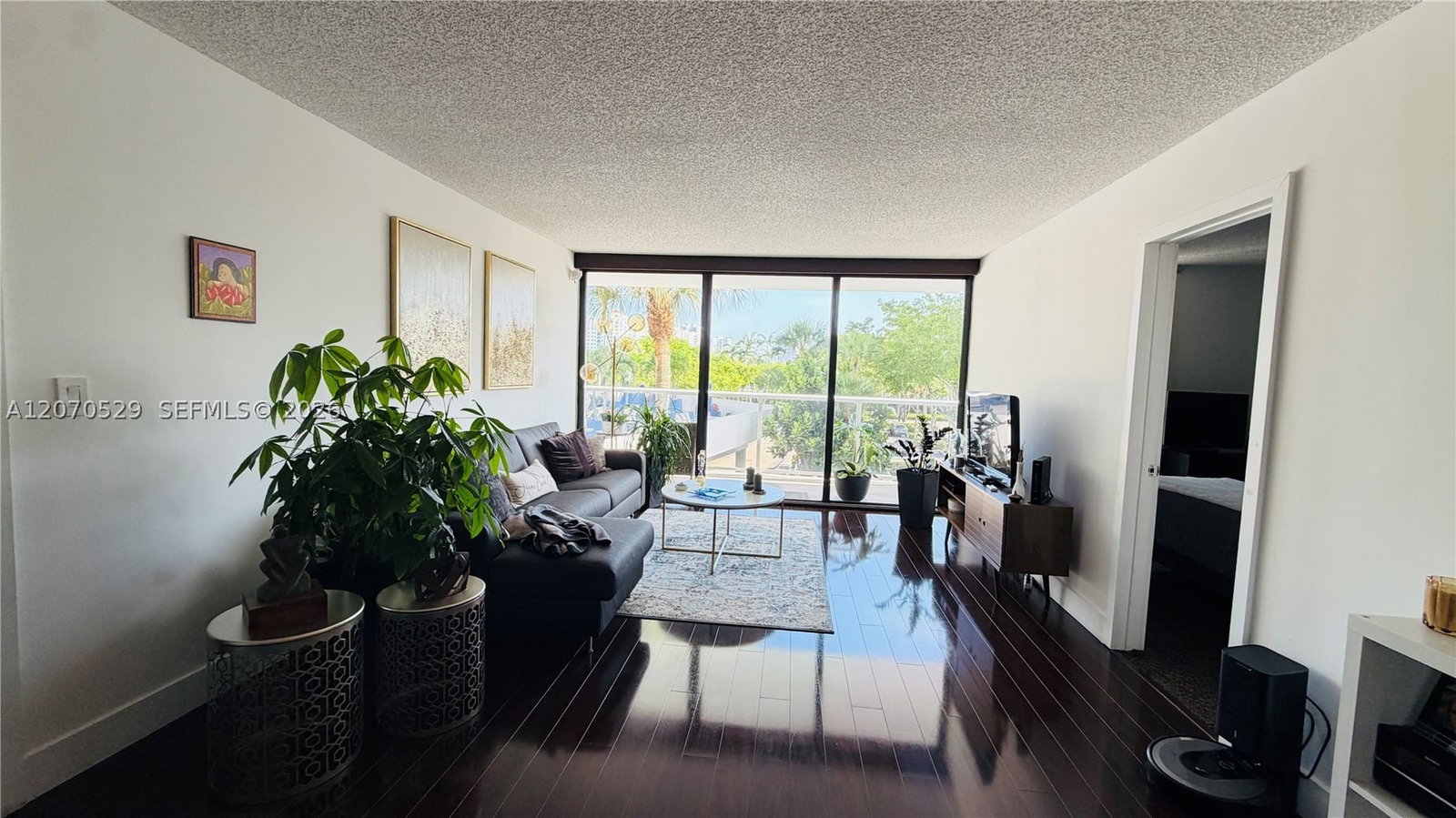 Real estate property located at 3701 Country Club Dr #304, Miami-dade, Flamenco Condo Tower I, Aventura, FL