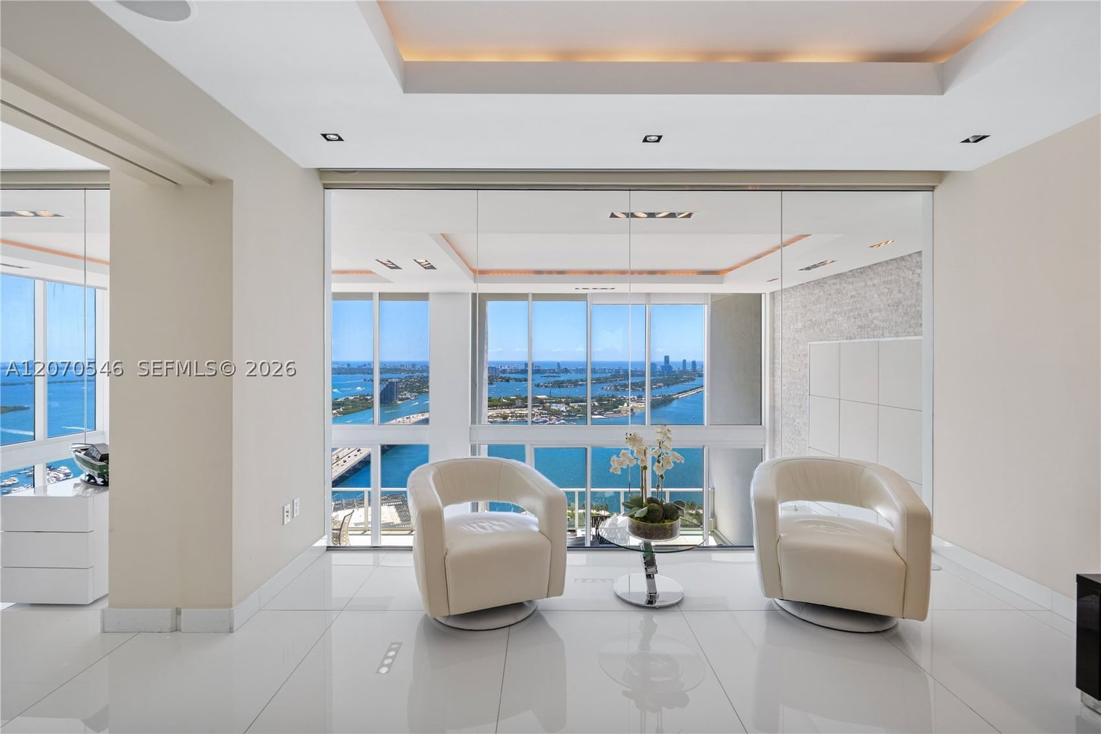 Real estate property located at 1040 Biscayne Blvd #4403, Miami-dade, Ten Museum Pk Residential, Miami, FL