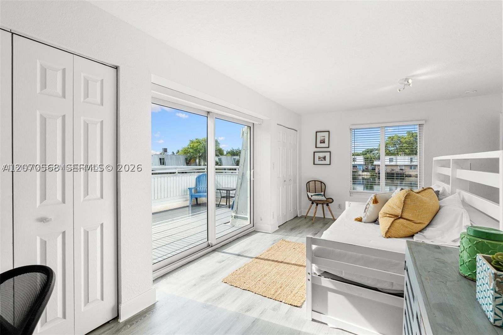 Real estate property located at 1370 40th Dr, Broward, Kimberly Lake Villas, Oakland Park, FL