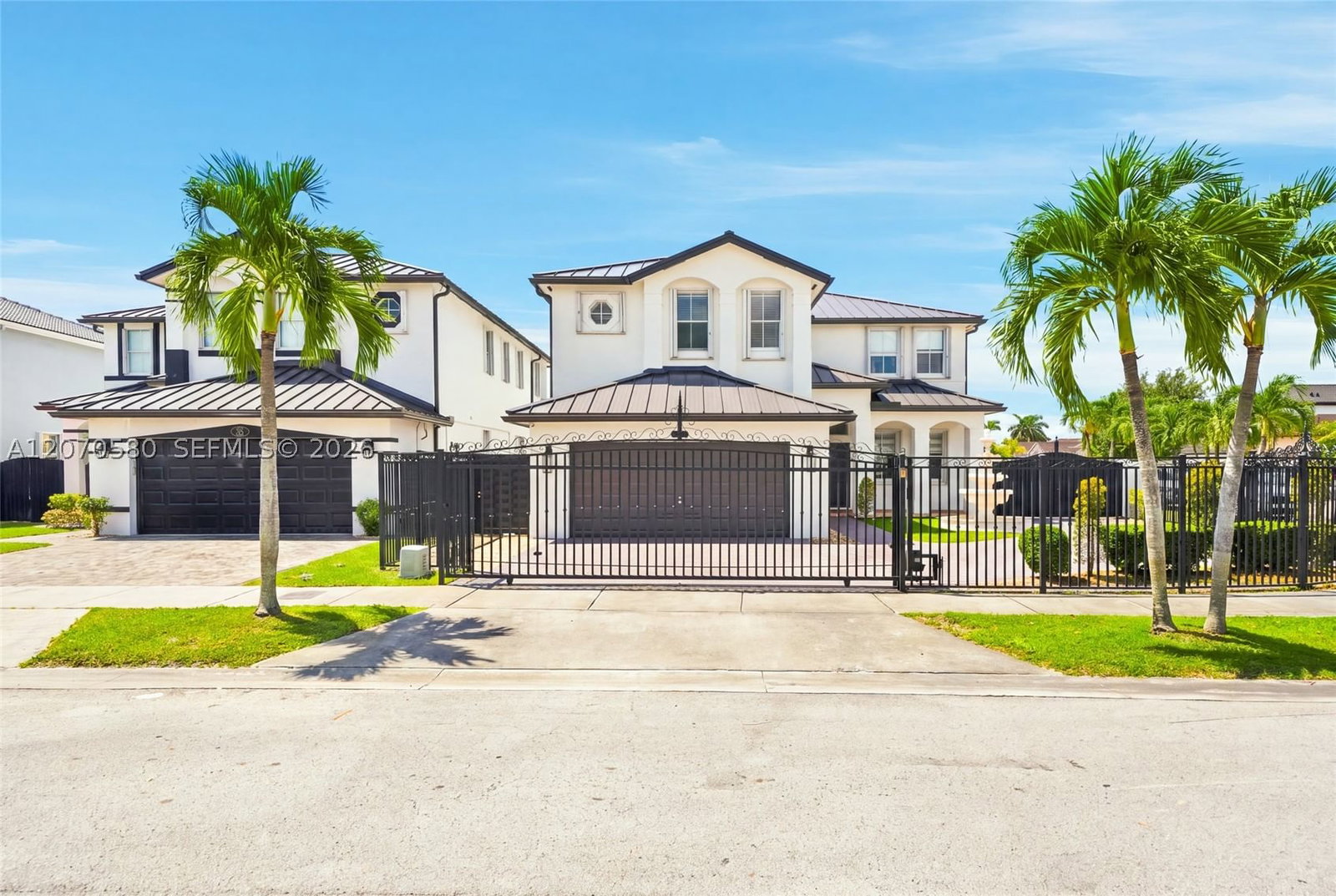 Real estate property located at 15154 20th Ln, Miami-dade, Grand Lakes Phase Iii, Miami, FL