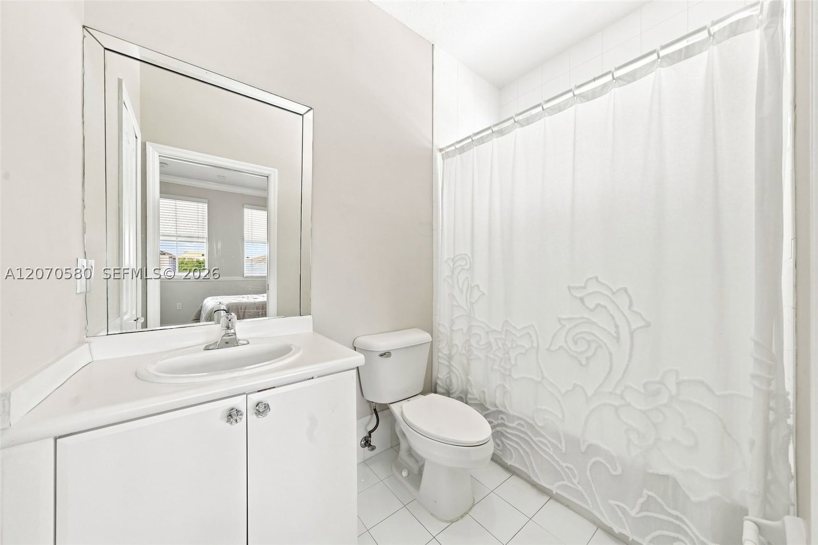 Real estate property located at 15154 20th Ln, Miami-dade, Grand Lakes Phase Iii, Miami, FL