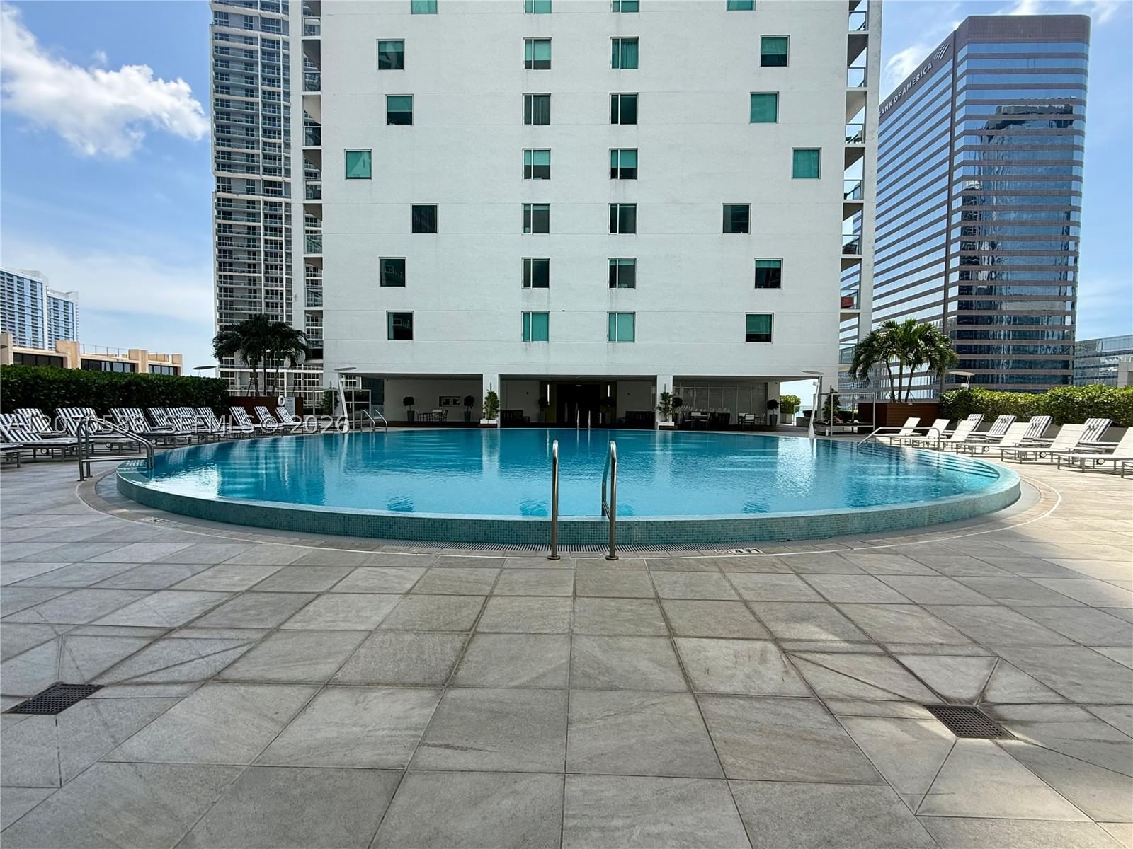 Real estate property located at 55 6th St #2404, Miami-dade, 500 Brickell West Condo, Miami, FL
