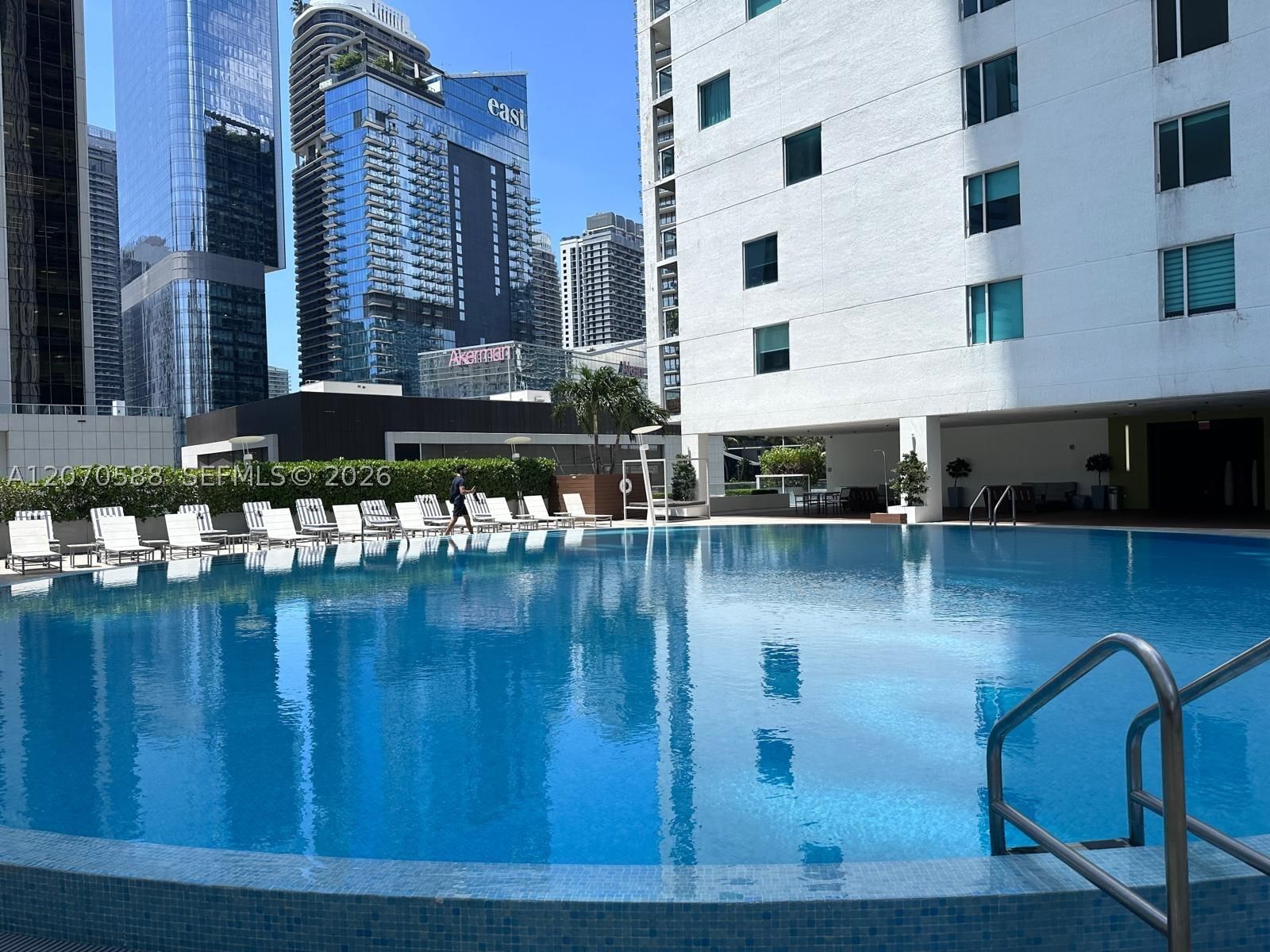 Real estate property located at 55 6th St #2404, Miami-dade, 500 Brickell West Condo, Miami, FL