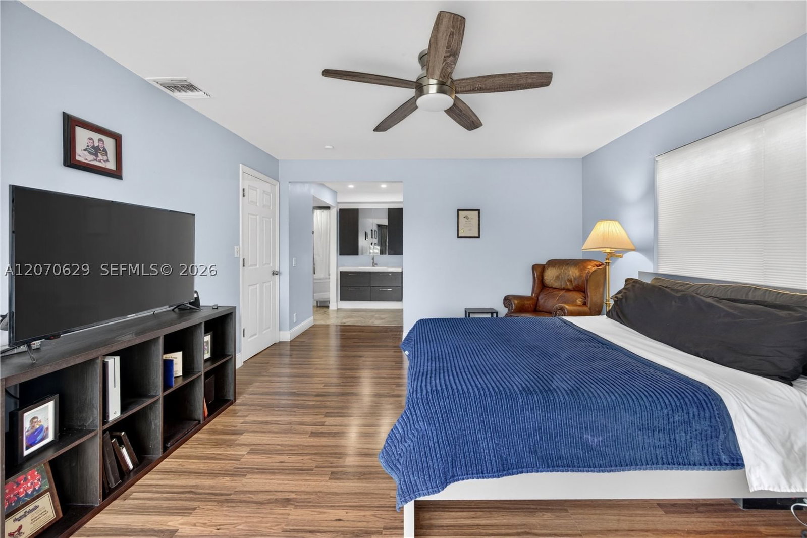 Real estate property located at 8210 96th Ct, Miami-dade, Hidden Lake At Kendall, Miami, FL