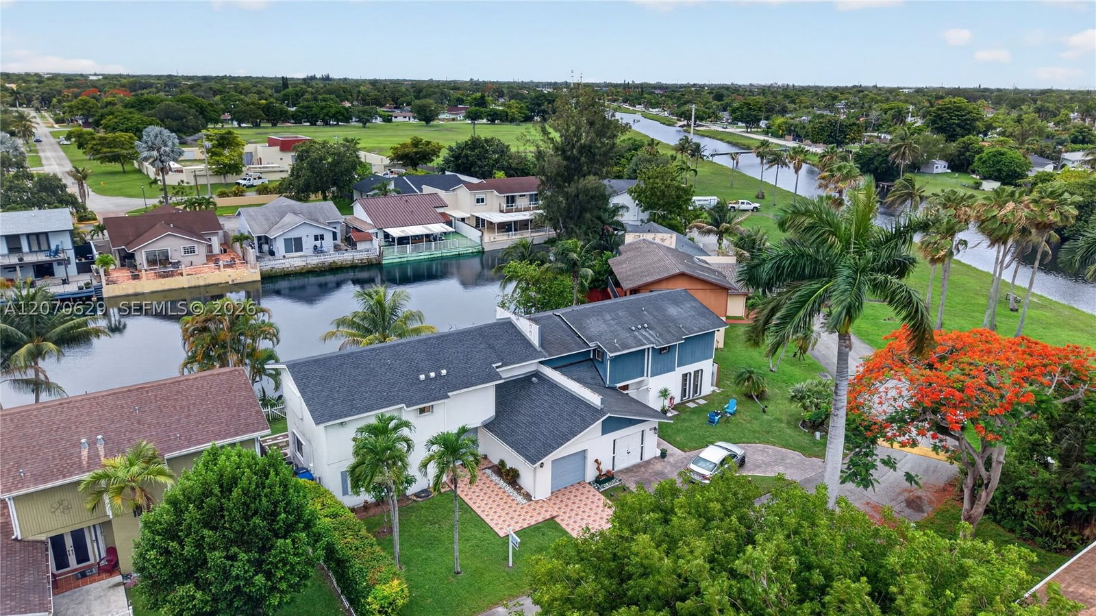 Real estate property located at 8210 96th Ct, Miami-dade, Hidden Lake At Kendall, Miami, FL