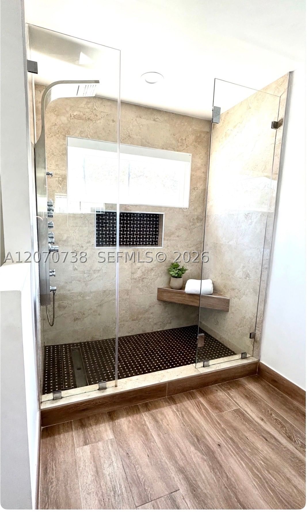 Real estate property located at 1064 Cedar Falls Dr, Broward, Sector 3 - Parcels C D E, Weston, FL