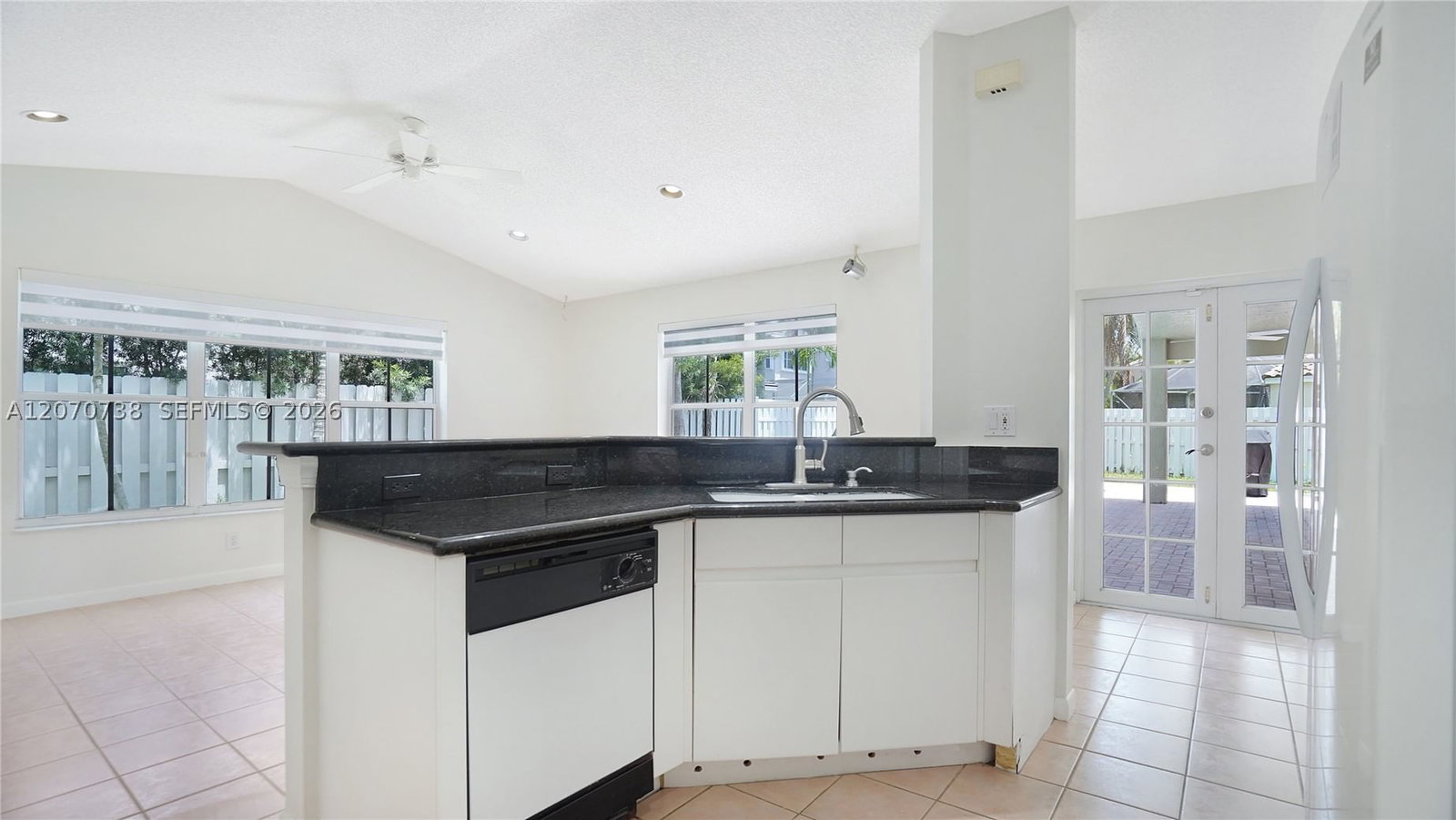 Real estate property located at 1064 Cedar Falls Dr, Broward, Sector 3 - Parcels C D E, Weston, FL