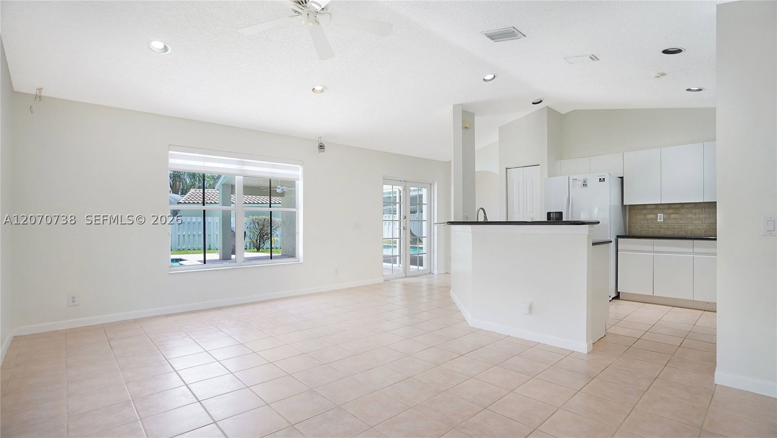 Real estate property located at 1064 Cedar Falls Dr, Broward, Sector 3 - Parcels C D E, Weston, FL