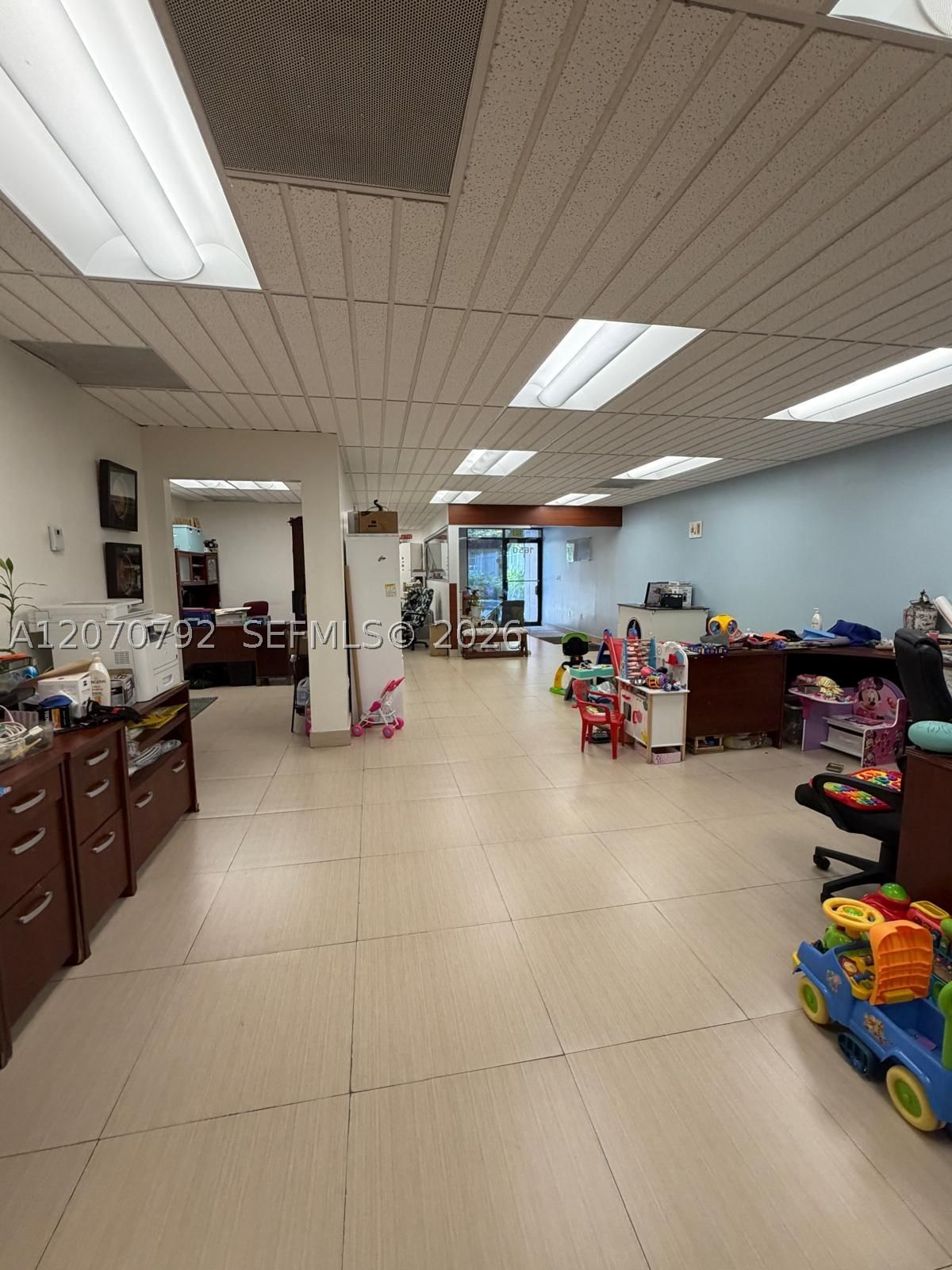 Real estate property located at 1650 95th Ave, Miami-dade, Doral, FL