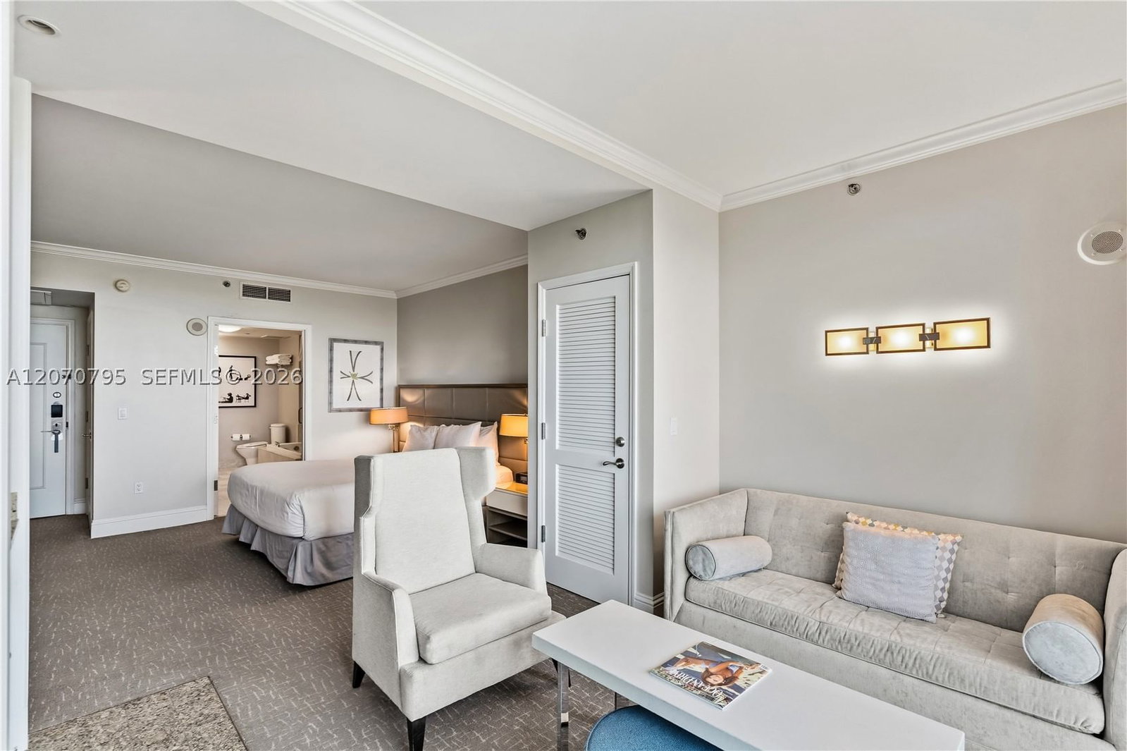Real estate property located at 4401 Collins Ave #1915/1917, Miami-dade, Fontainebleau Ii Condo, Miami Beach, FL