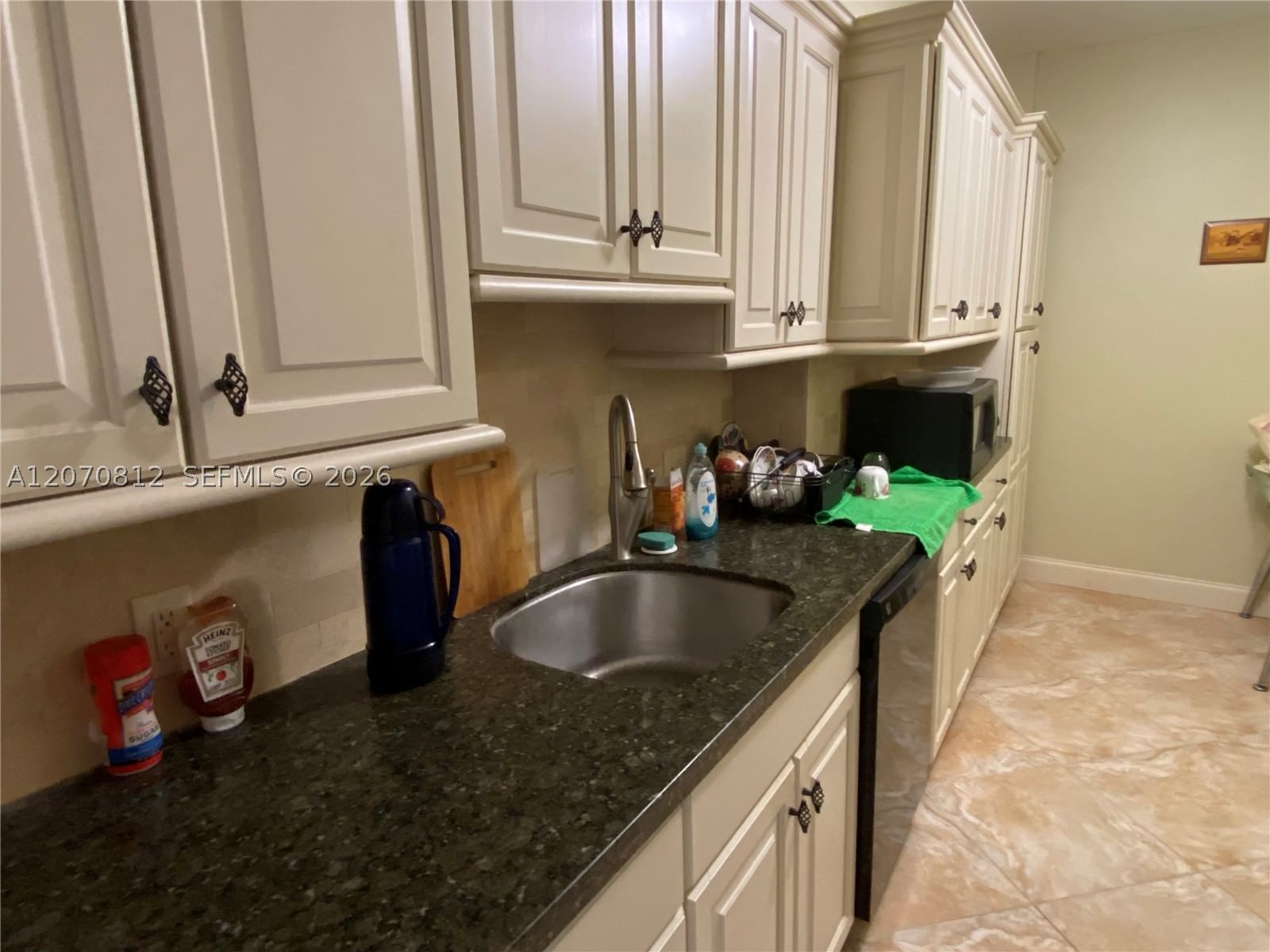 Real estate property located at 4330 Hillcrest Dr #1009, Broward, Hillcrest East No 23 Cond, Hollywood, FL