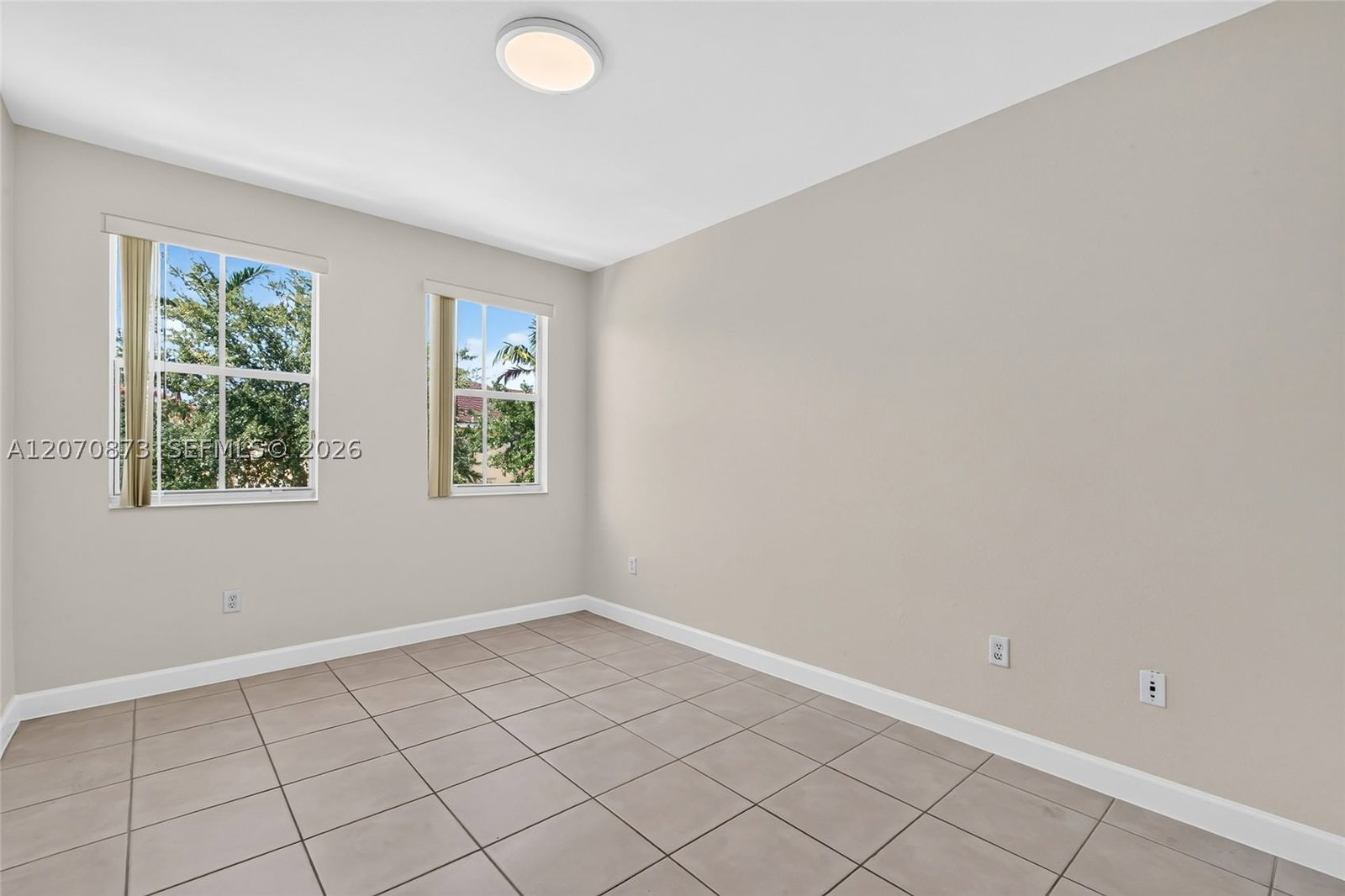 Real estate property located at 14946 9th Way, Miami-dade, Grand Lakes Phase I, Miami, FL