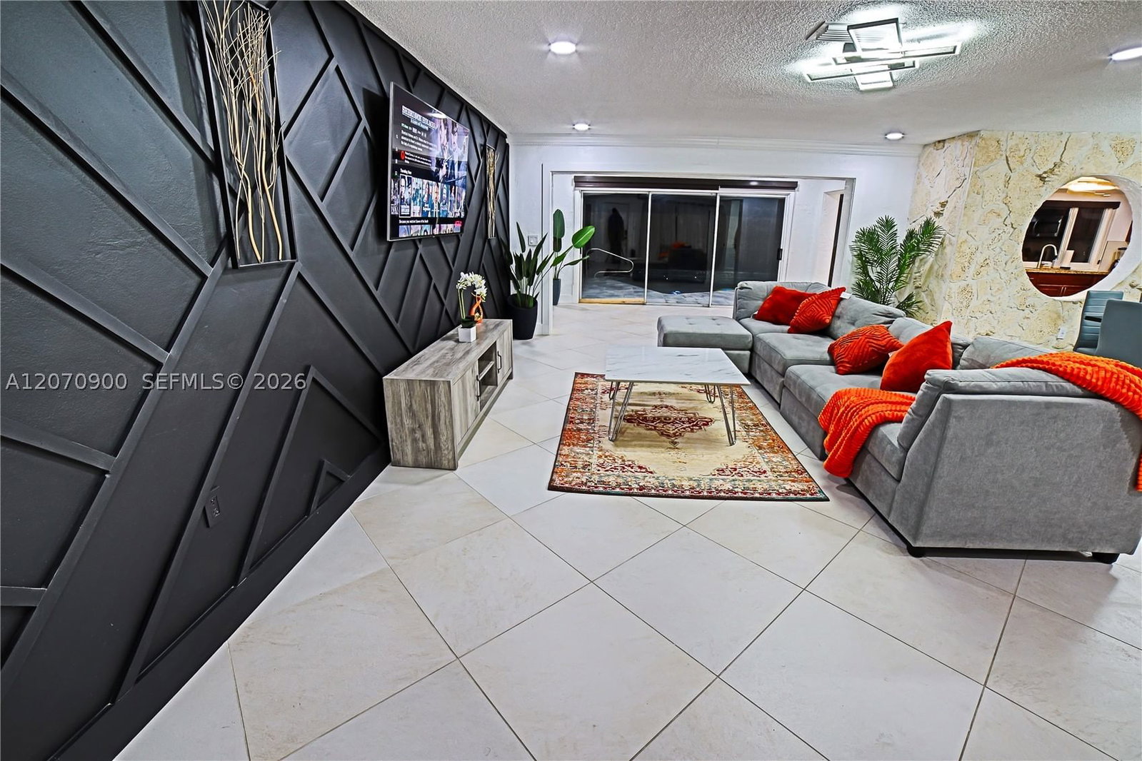 Real estate property located at 8651 Sunset Strip, Broward, Sunrise Golf Village Sec, Sunrise, FL