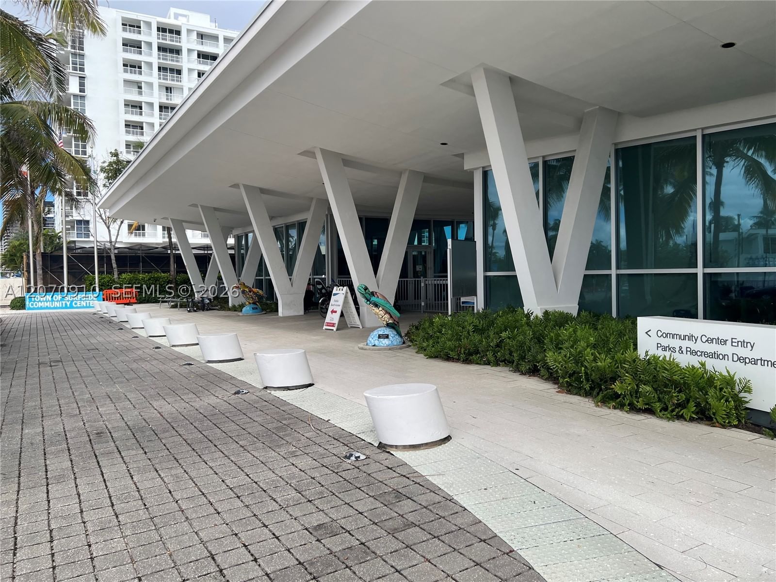 Real estate property located at 9241 Collins #1, Miami-dade, Seaside Terrace Condo, Surfside, FL