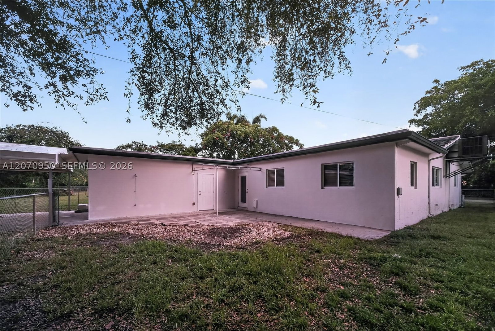 Real estate property located at 4300 Harrison St, Broward, Hollywood Hills, Hollywood, FL