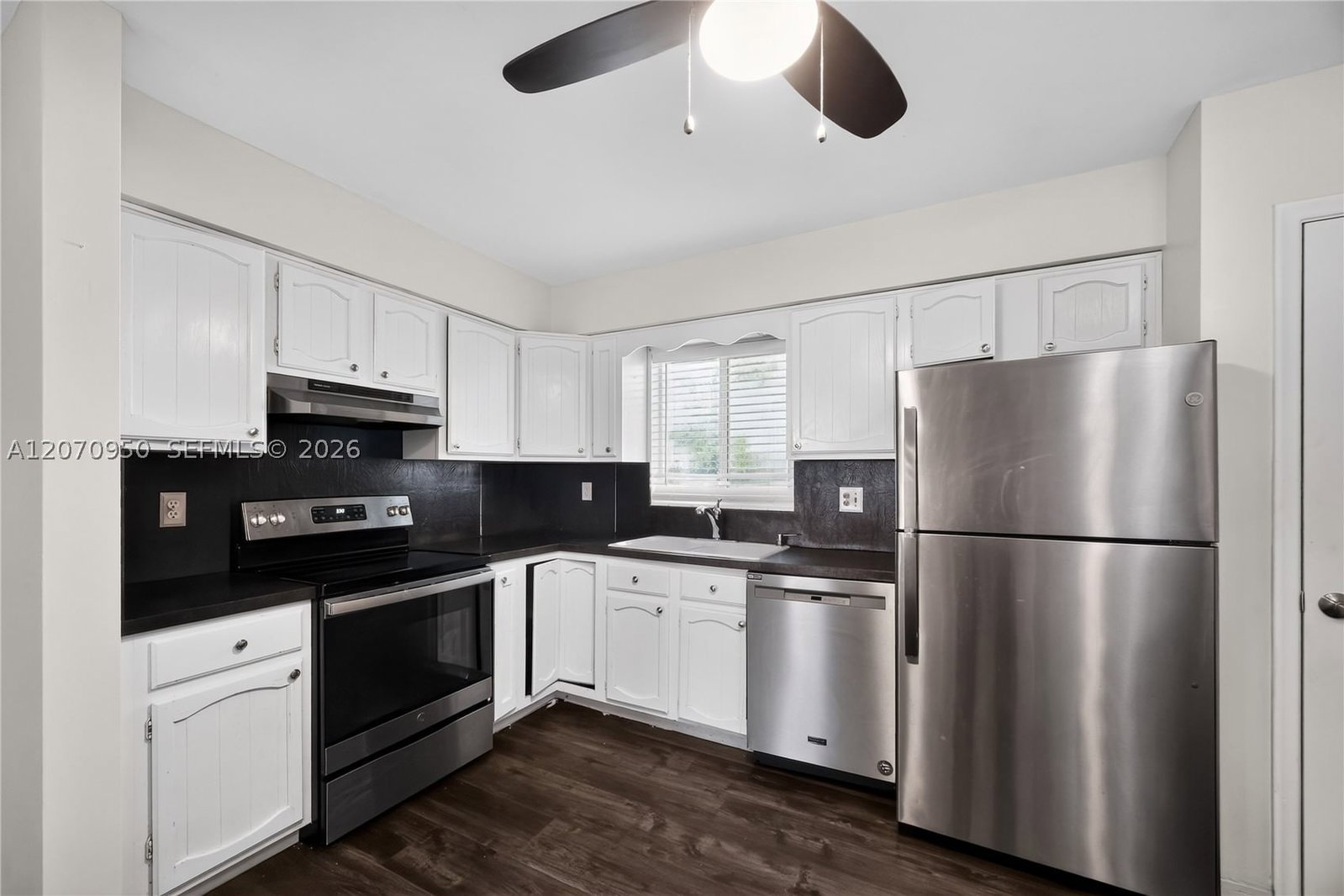 Real estate property located at 4300 Harrison St, Broward, Hollywood Hills, Hollywood, FL