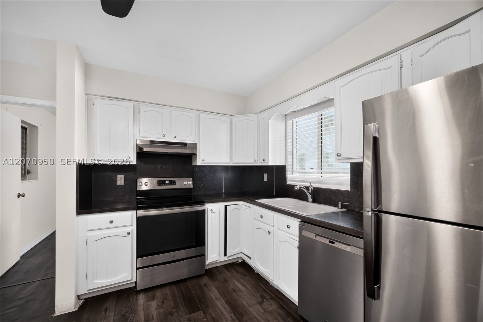 Real estate property located at 4300 Harrison St, Broward, Hollywood Hills, Hollywood, FL