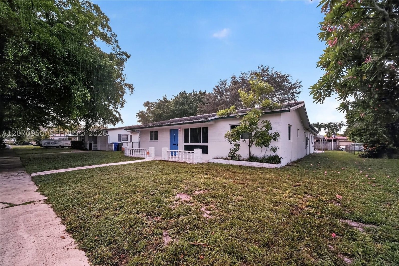 Real estate property located at 4300 Harrison St, Broward, Hollywood Hills, Hollywood, FL