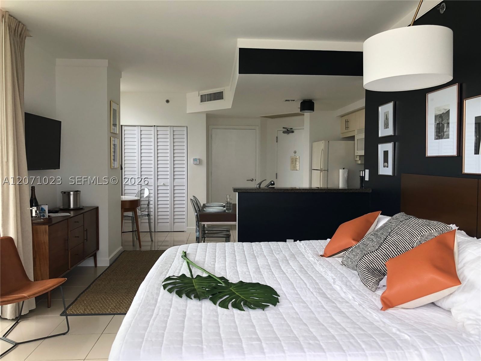 Real estate property located at 2889 Mcfarlane Rd #1610, Miami-dade, Mutiny Park Condo, Miami, FL