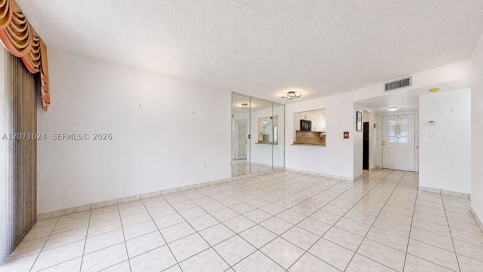 Real estate property located at 8500 Sunrise Lakes Blvd #201, Broward, Sunrise Lakes 49 Condo, Sunrise, FL