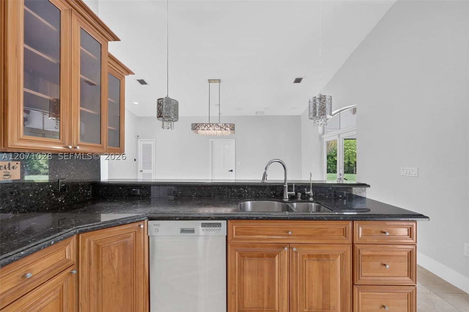 Real estate property located at 10890 95th St, Miami-dade, South Miami Garden Height, Miami, FL