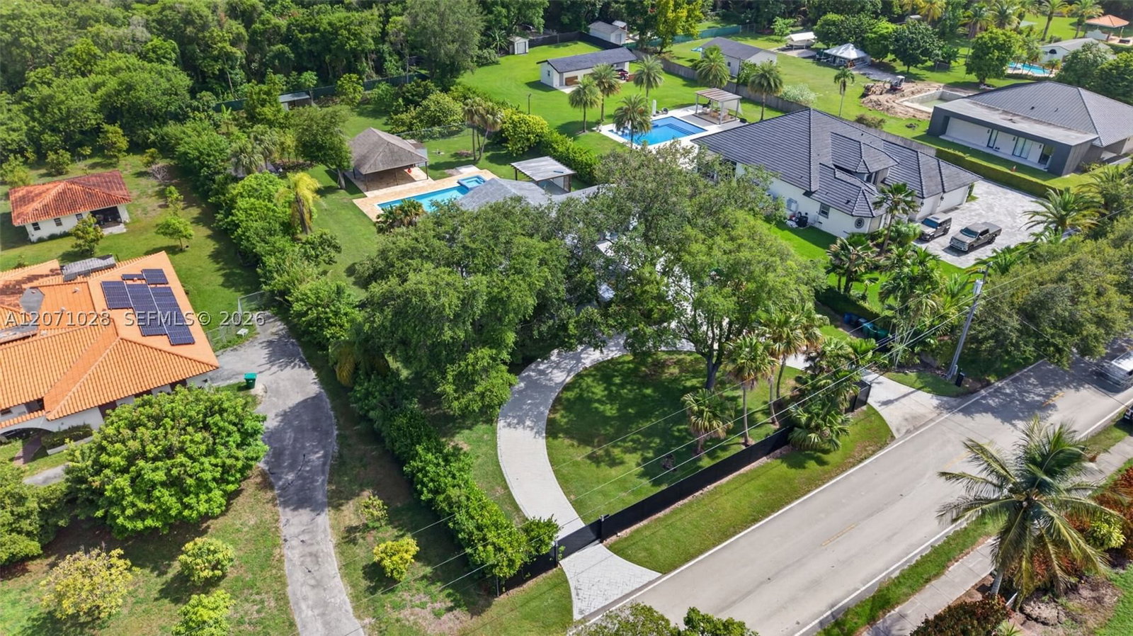 Real estate property located at 10890 95th St, Miami-dade, South Miami Garden Height, Miami, FL