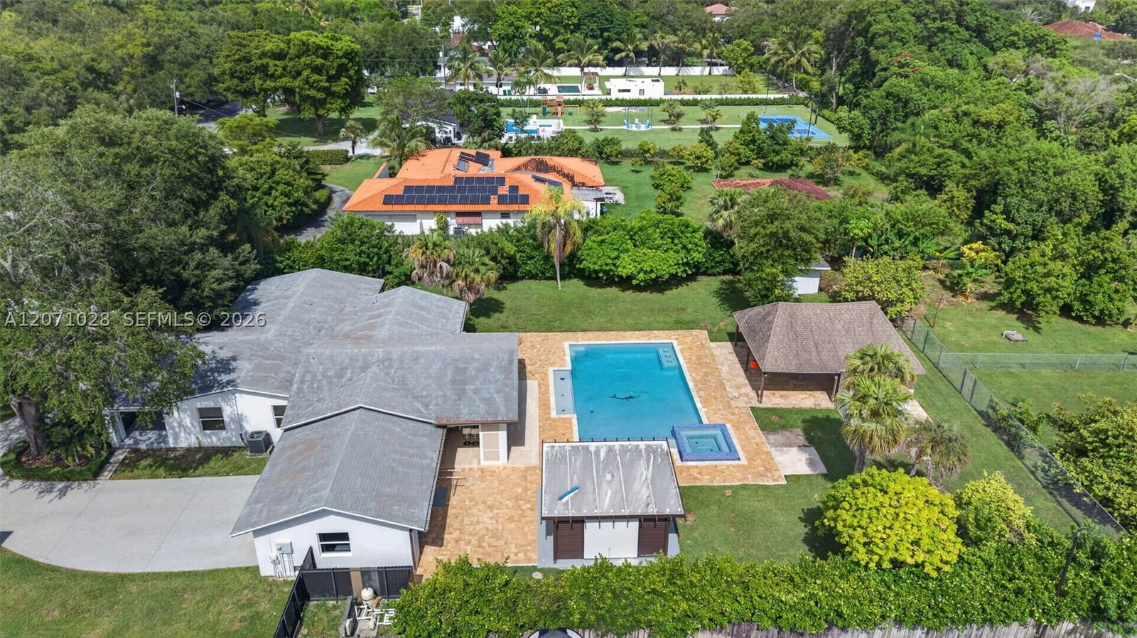 Real estate property located at 10890 95th St, Miami-dade, South Miami Garden Height, Miami, FL