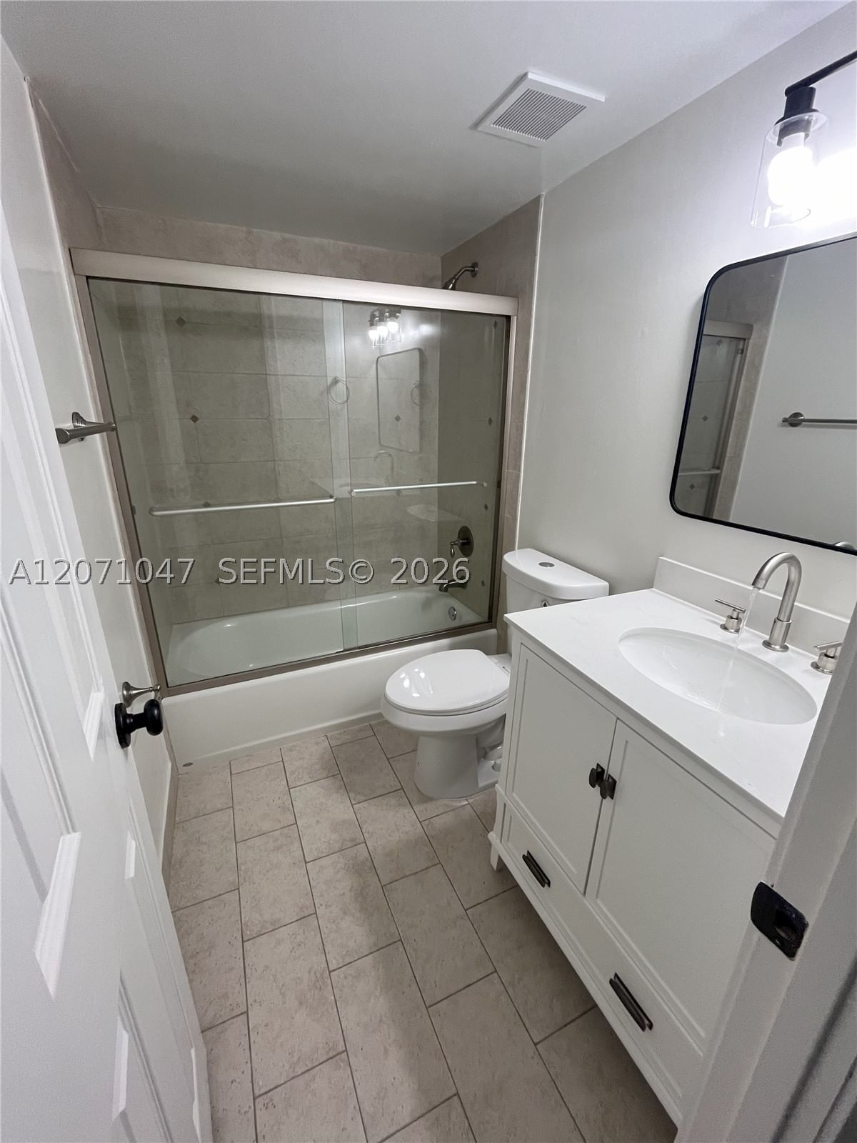 Real estate property located at 8311 142nd Ave I204, Miami-dade, Captiva Lakes Villas Cond, Miami, FL