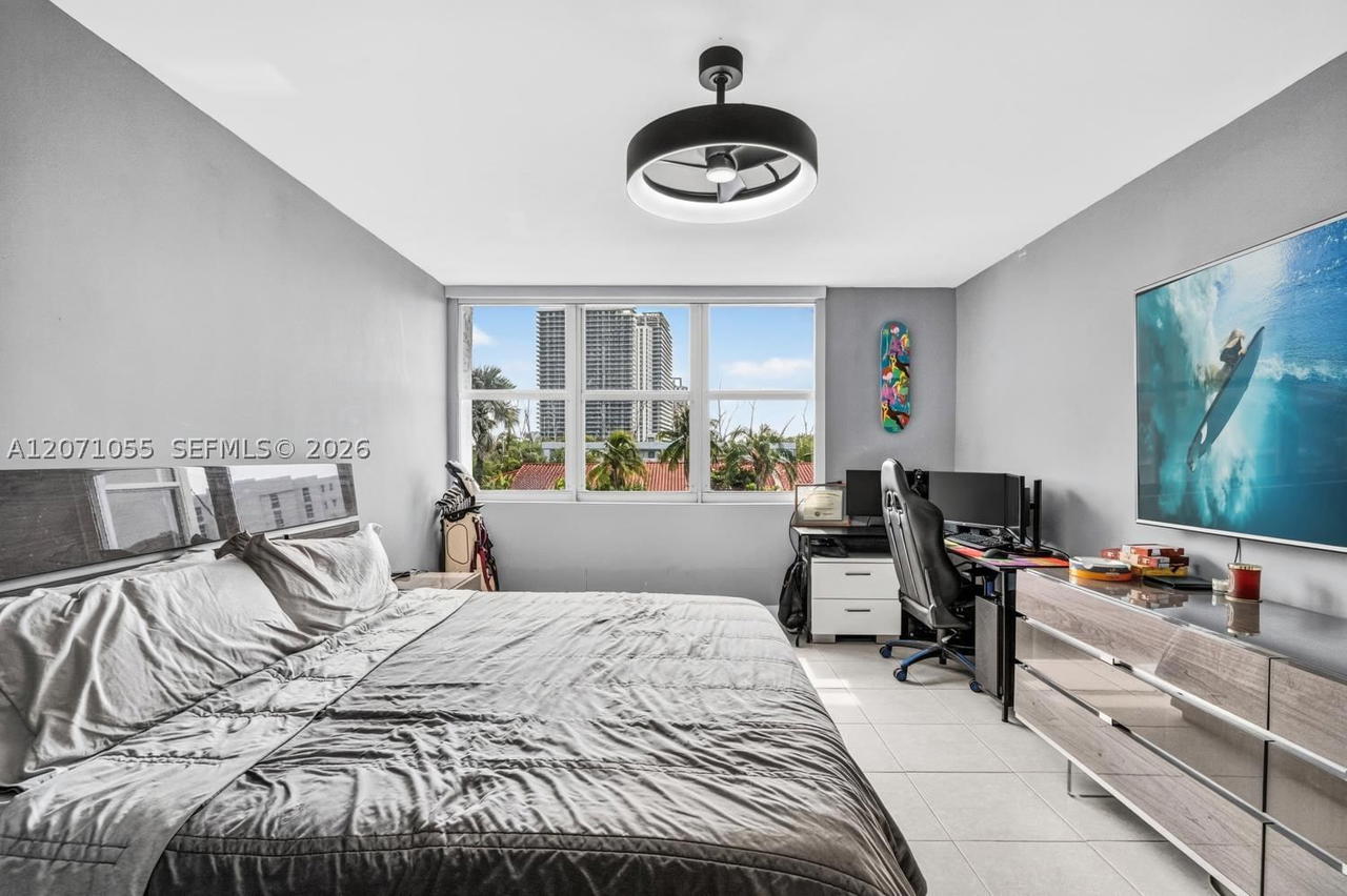 Real estate property located at 16565 26th Ave #4E, Miami-dade, Reef West Condo, North Miami Beach, FL