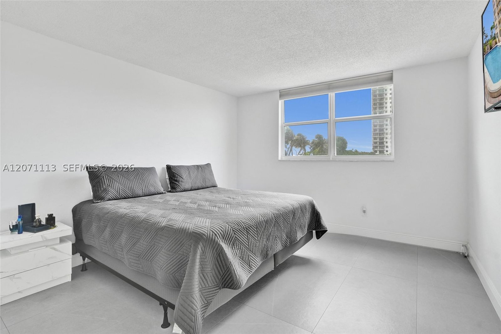 Real estate property located at 1401 Ocean Dr #302, Broward, Stratford Towers Condo, Hollywood, FL