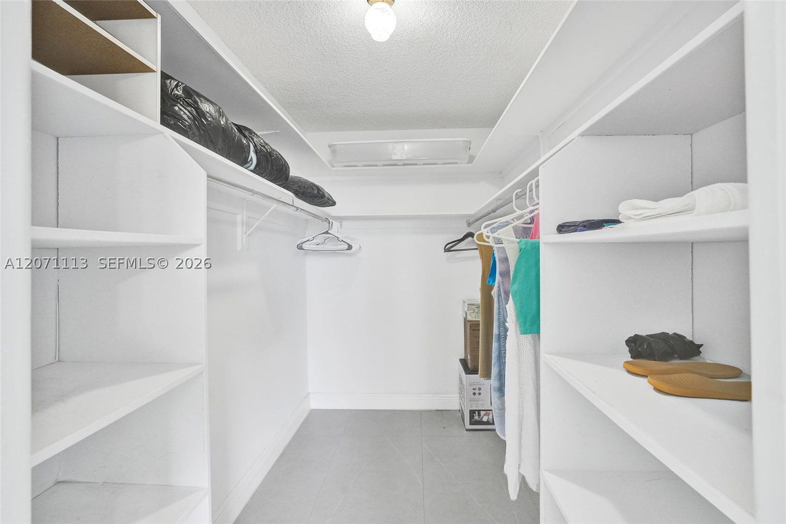 Real estate property located at 1401 Ocean Dr #302, Broward, Stratford Towers Condo, Hollywood, FL