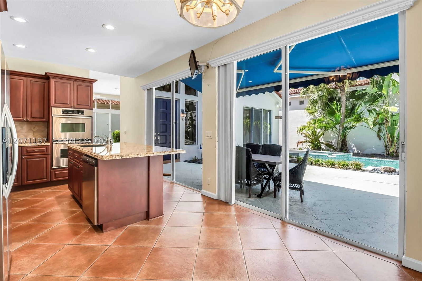 Real estate property located at 1051 Bel Aire Dr W, Broward, Hollywood Lakes Country C, Pembroke Pines, FL