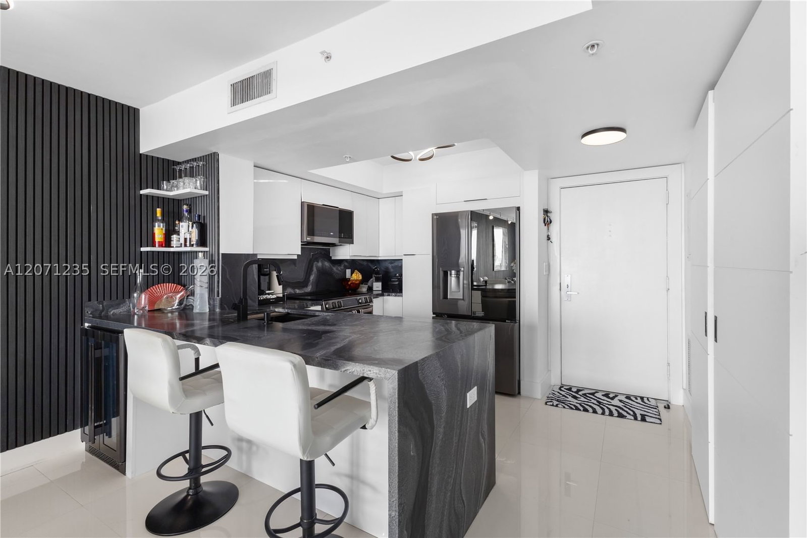 Real estate property located at 1800 Sunset Harbour Dr #2409, Miami-dade, Sunset Harbour, Miami Beach, FL