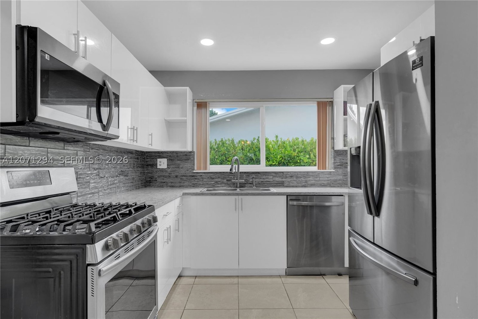Real estate property located at 12900 81st St, Miami-dade, Winston Park Unit Two, Miami, FL