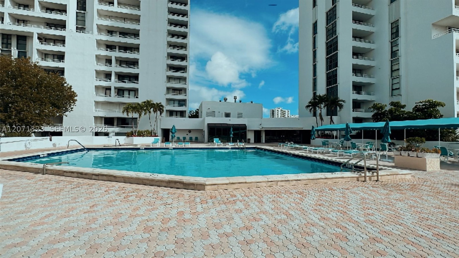 Real estate property located at 20355 34th Ct #724, Miami-dade, Delvista Towers Condo, Aventura, FL