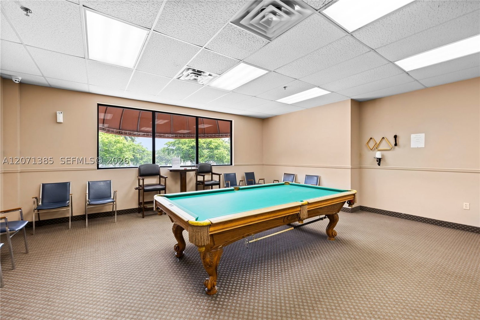 Real estate property located at 811 Hollybrook Dr #105, Broward, Hollybrook Golf And Tennis, Pembroke Pines, FL