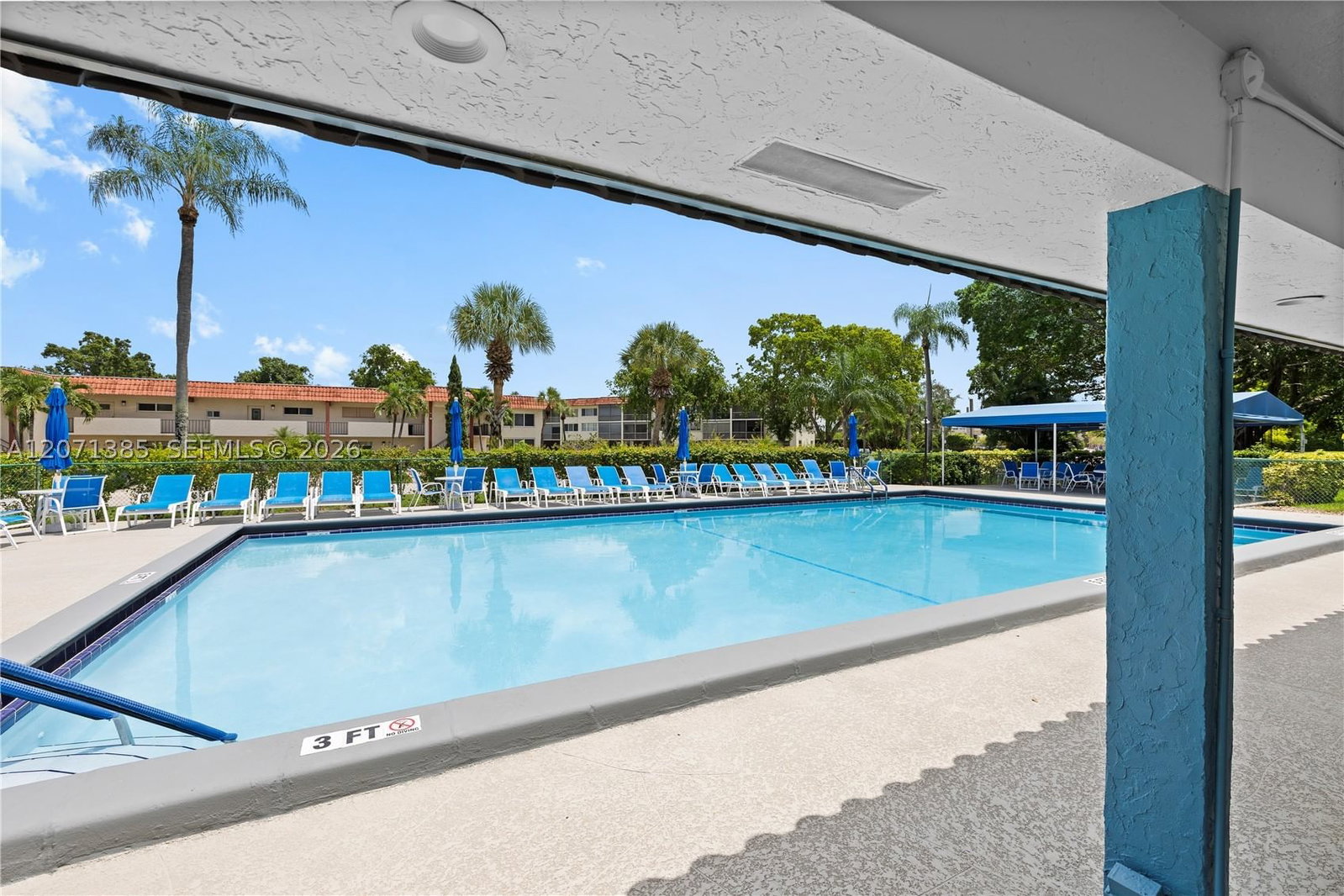 Real estate property located at 811 Hollybrook Dr #105, Broward, Hollybrook Golf And Tennis, Pembroke Pines, FL