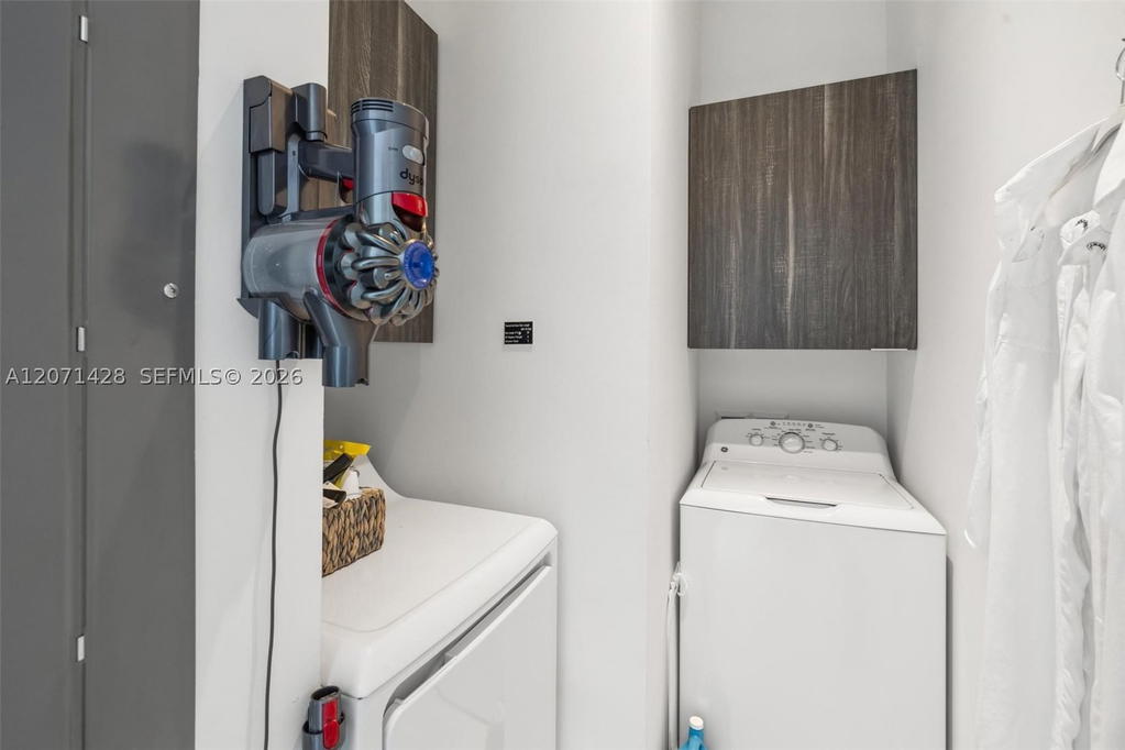 Real estate property located at 480 31st St PH5303, Miami-dade, Gran Paraiso Condo, Miami, FL