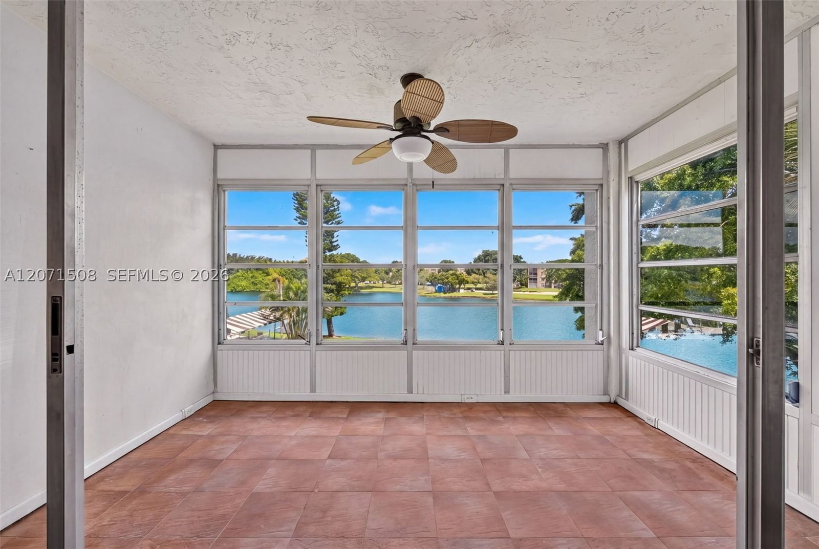 Real estate property located at 9440 Poinciana Pl #302, Broward, Poinciana 4 Of Pine Islan, Davie, FL