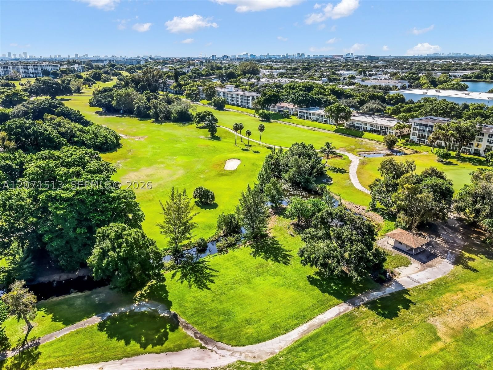 Real estate property located at 3300 Palm Aire Dr #910, Broward, No 13 Palm-aire Country C, Pompano Beach, FL