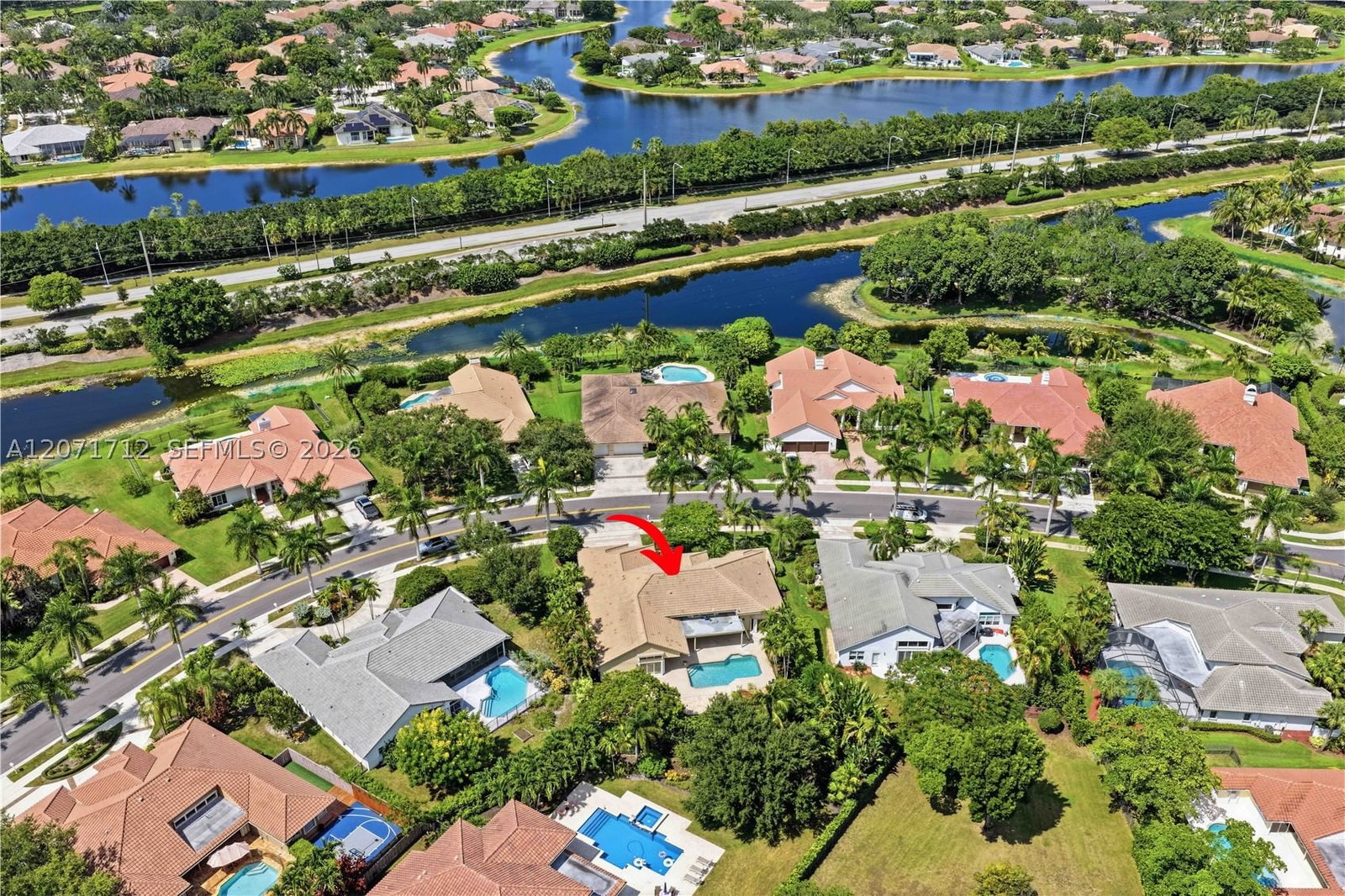 Real estate property located at 360 Coconut Cir, Broward, Sector 6, Weston, FL