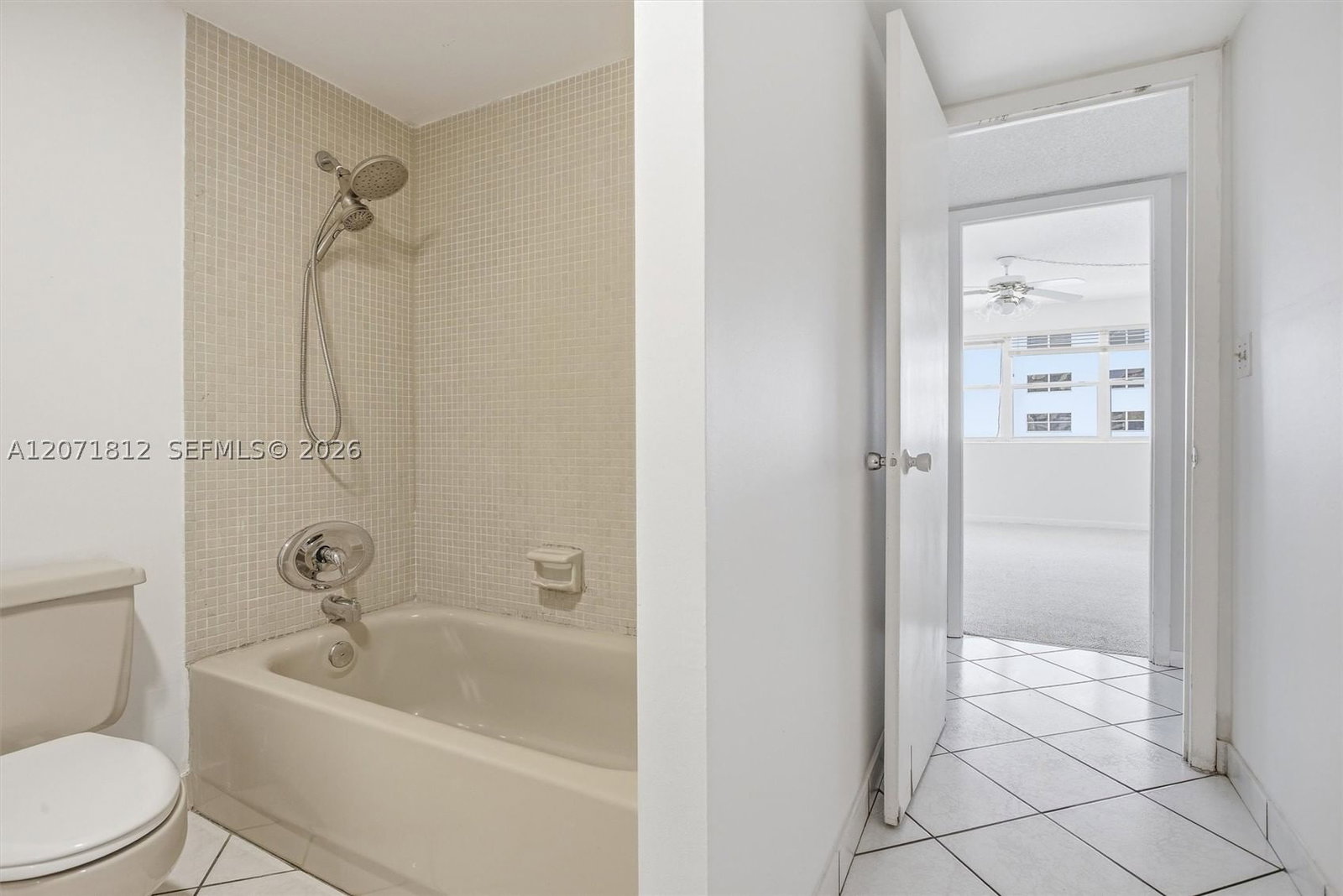 Real estate property located at 111 Golden Isles Dr G12, Broward, Golden Sails Condo, Hallandale Beach, FL