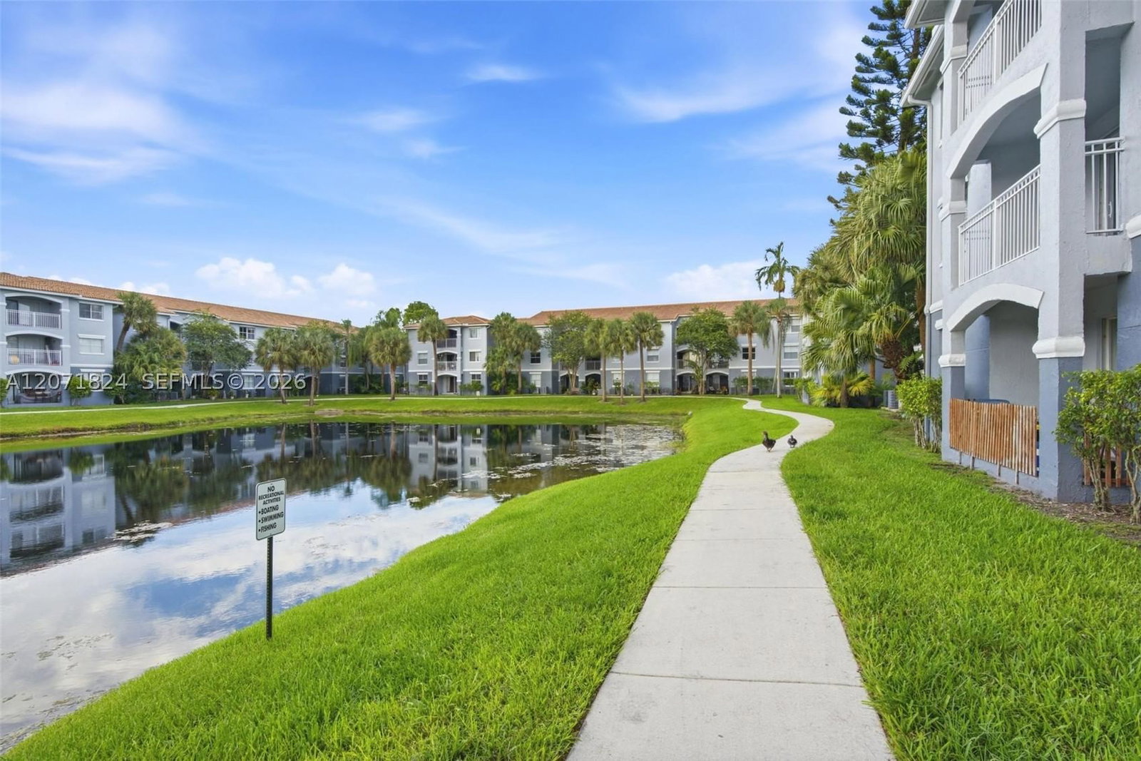 Real estate property located at 9615 1st Ct #302, Broward, La Via Condo, Pembroke Pines, FL