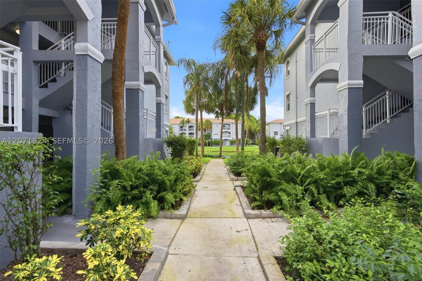Real estate property located at 9615 1st Ct #302, Broward, La Via Condo, Pembroke Pines, FL