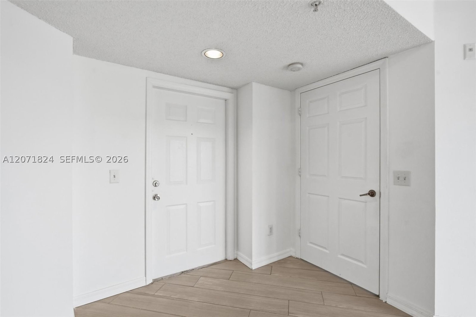Real estate property located at 9615 1st Ct #302, Broward, La Via Condo, Pembroke Pines, FL