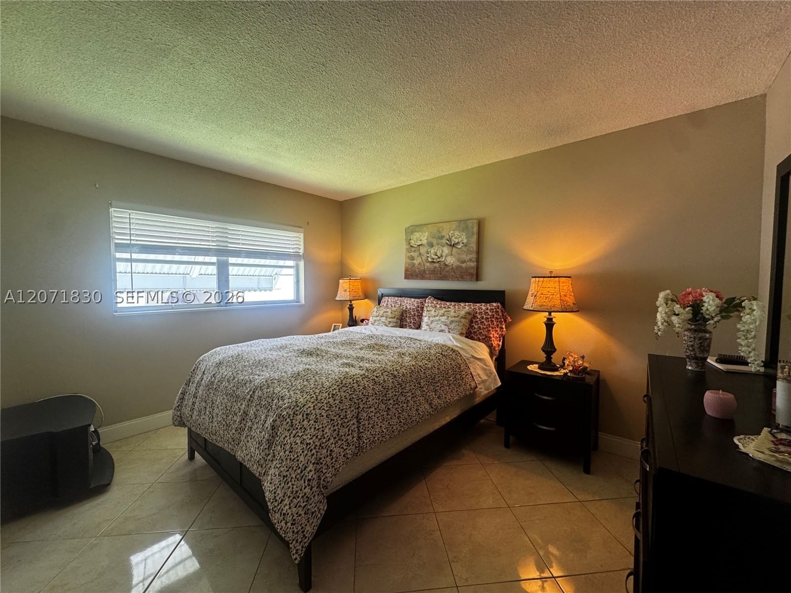 Real estate property located at 1000 Hillcrest Ct #214, Broward, Hillcrest No 4 Condo, Hollywood, FL