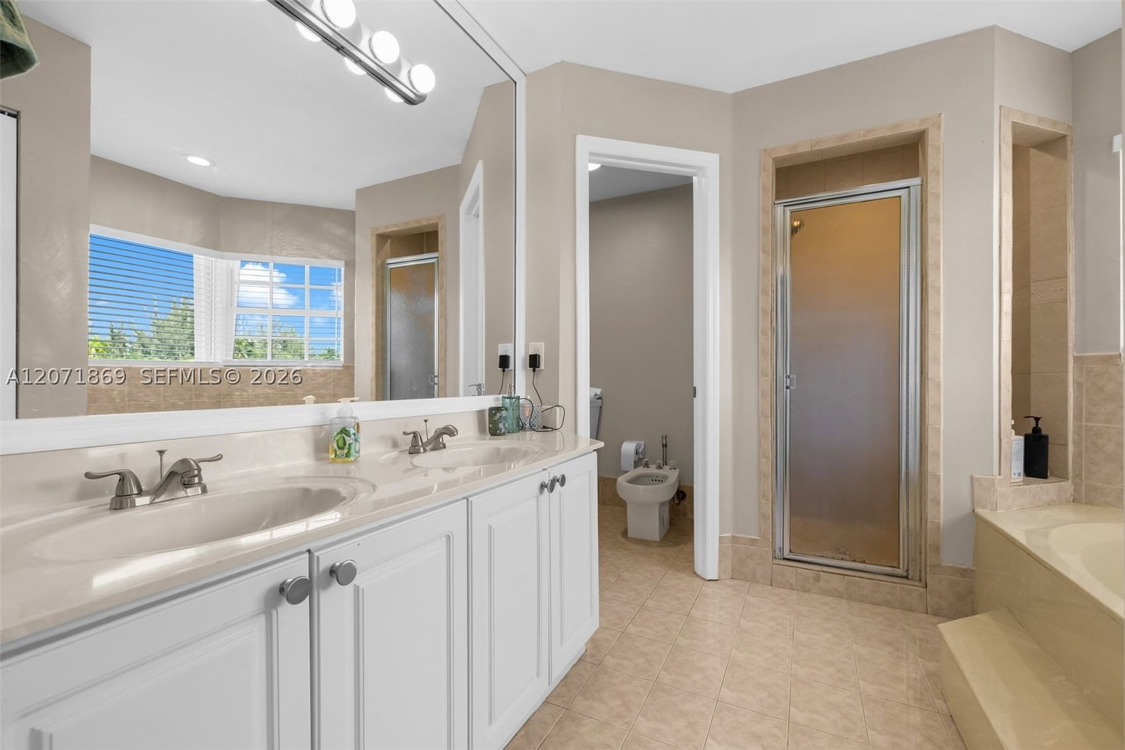 Real estate property located at 15753 43rd St, Miami-dade, Park Lakes By The Meadows, Miami, FL