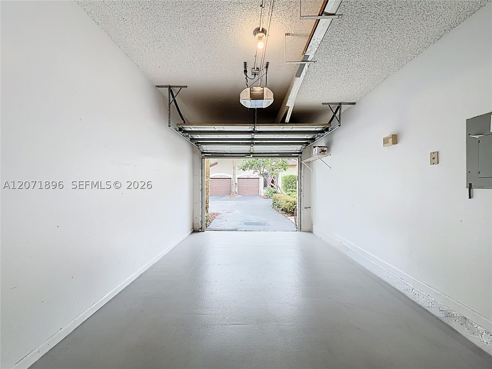 Real estate property located at 10524 10th St A-125, Broward, Bridgewater Condo, Plantation, FL